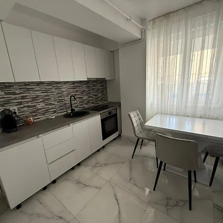 Apartment Garsoniera De Lux *